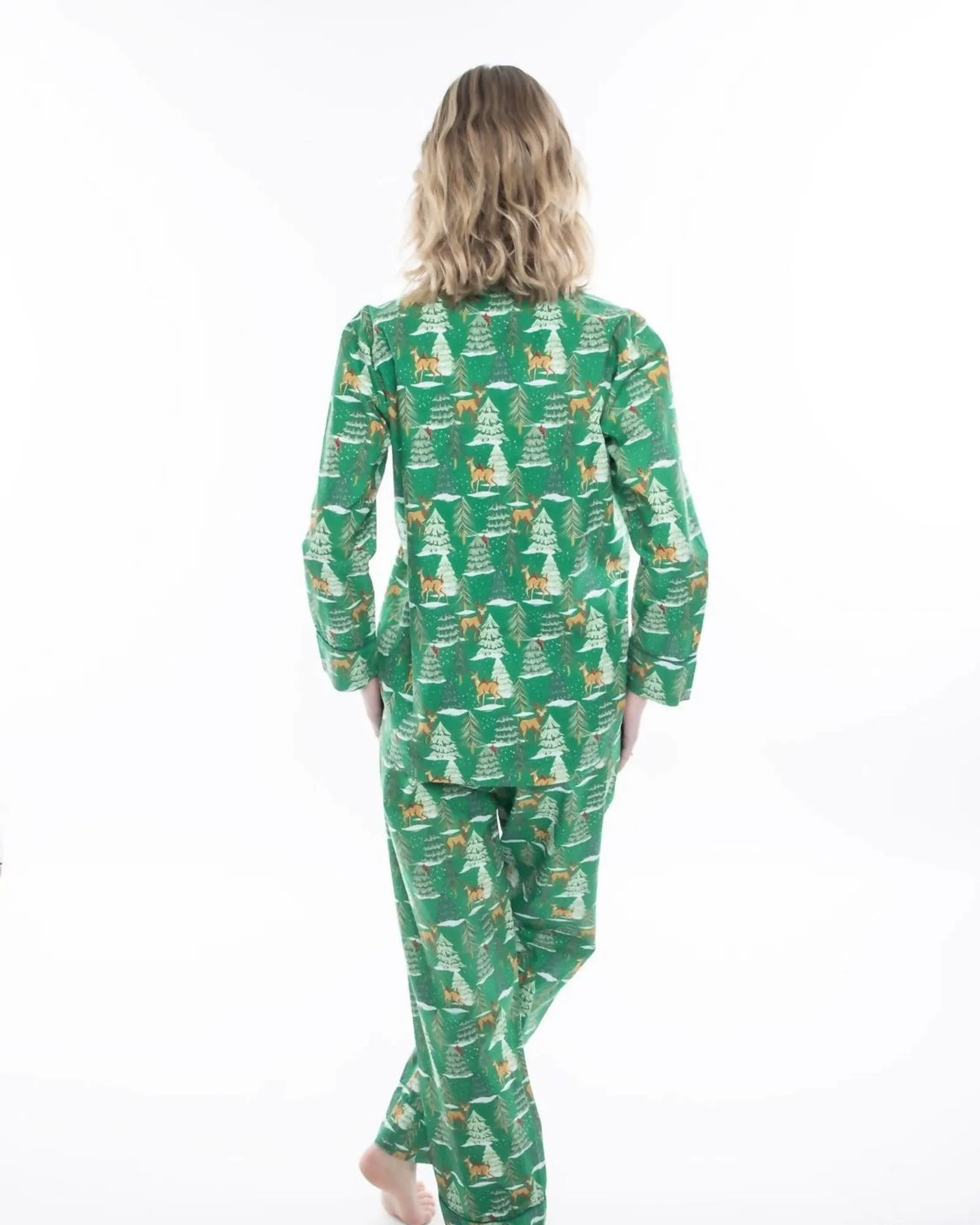 Deer Jamas Long Sleeve Pajama Set in Green | Green